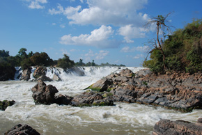 mekong river falls
