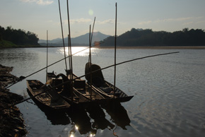 boats on the mekong river