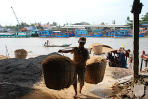 Rice worker along the Mekong