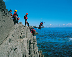 Coasteering in Wales pic